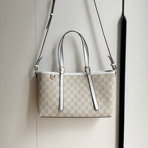 Gucci GG Emblem series medium tote bag beige with white trim